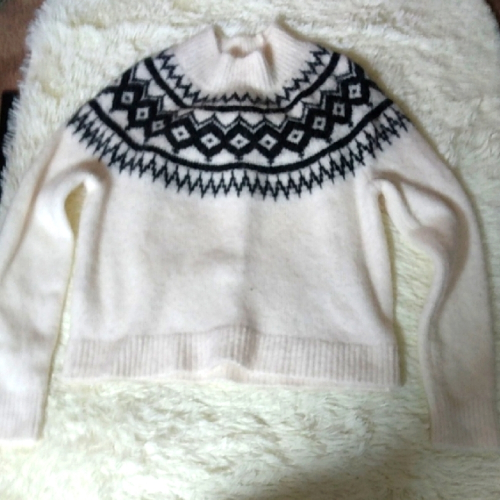 Women's Cream and Black Patterned Sweater
